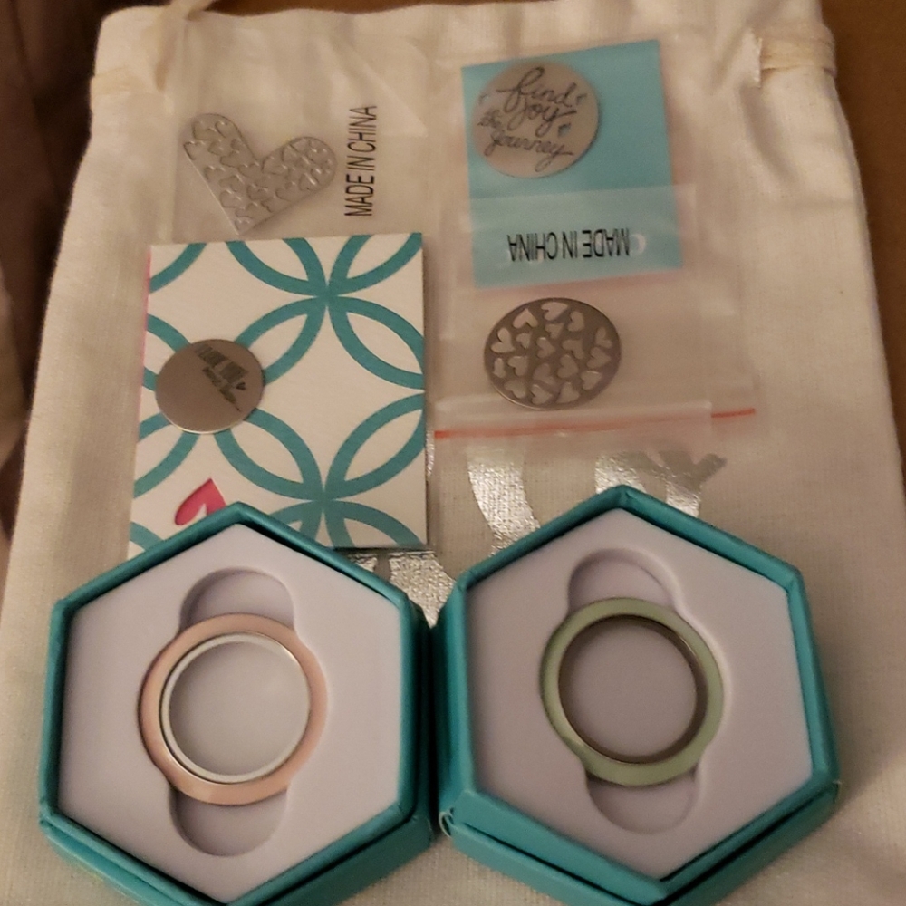 Origami owl lot...**lockets not included**
